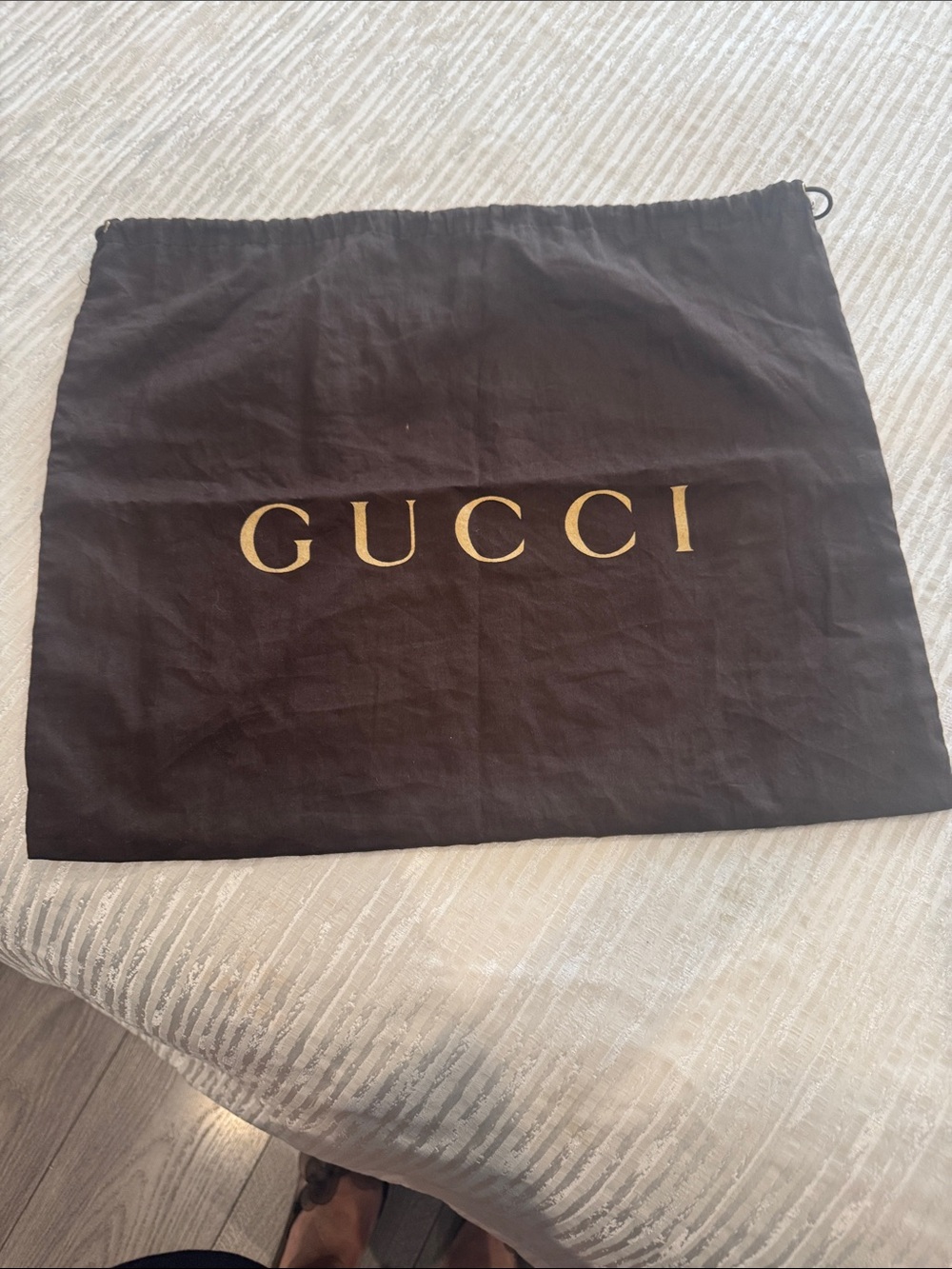 Gucci dust bag